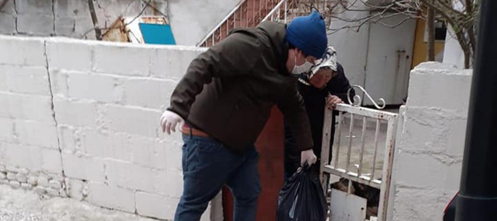 CHP’li Gençlerin Koronavirüs Timi Vatandaşın Yanında