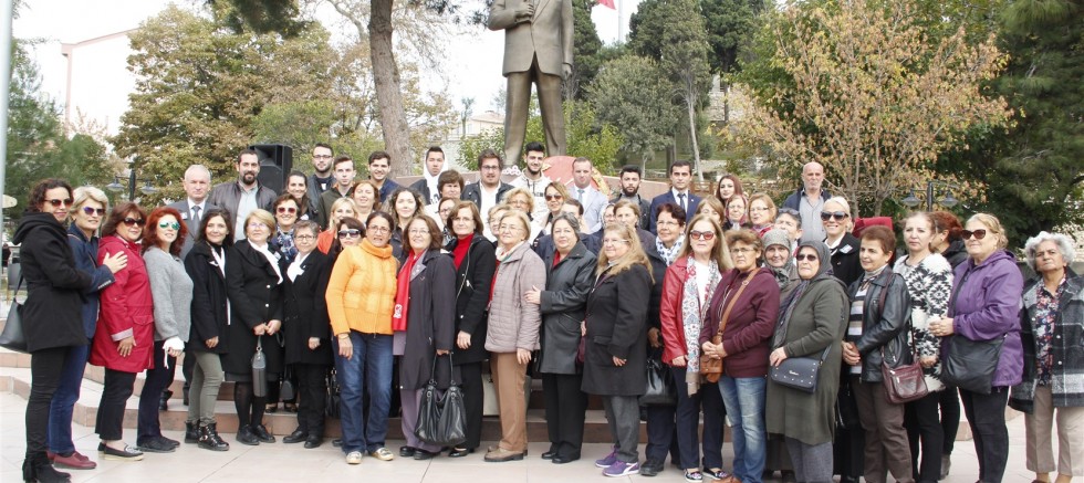 CHP VE iYi PARTi ALTERNATiF TöRENLE ULU öNDER MUSTAFA KEMAL ATATüRK’ü ANDI