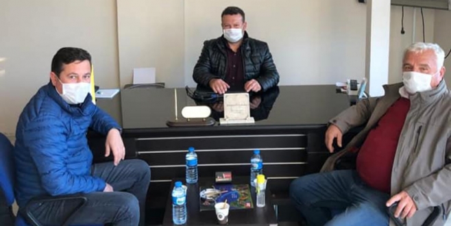 CHPli Meclis Üyelerinden Köylere 5 Bin Adet Maske