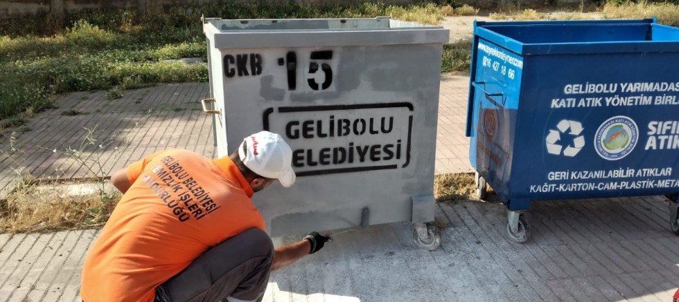 Çöp Konteynerleri Dezenfekte Edildi