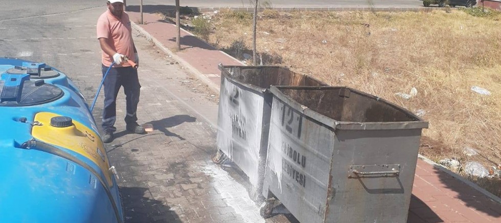 Çöp Konteynerleri Dezenfekte Ediliyor