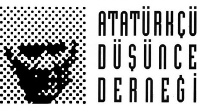 ‘Devrim Şehidi Öğretmen Asteğmen Kubilay’