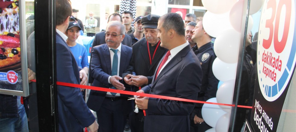 Domino's Pizza şubesi açıldı