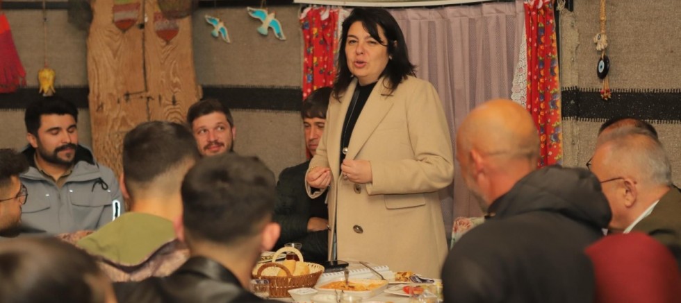 “Dünya ile Her Alanda Yarışmaya Hazır Bir Gençlik Görüyoruz”