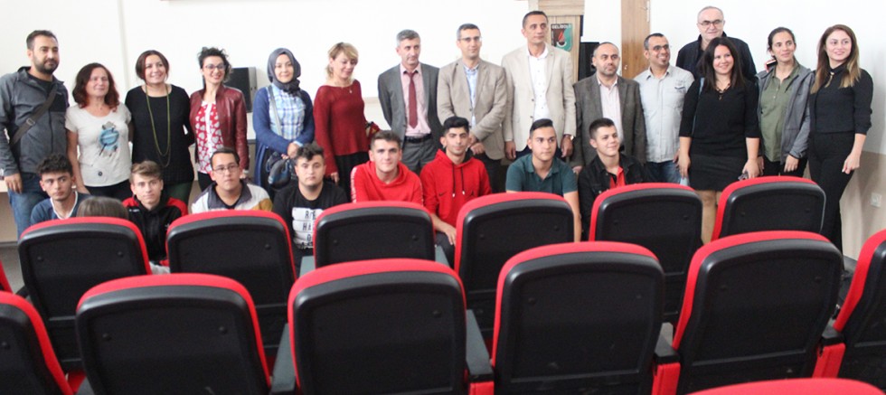 “Duvarlar ve Köprüler” Projesi tanıtım Toplantısı Gerçekleştirildi