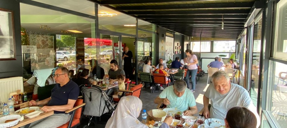 Eğitim Bir-Sen Üyeleri Kahvaltıda Buluştu