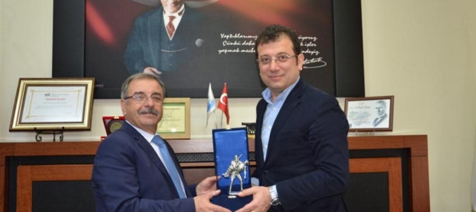 Ekrem İmamoğlu’na Geçmiş Olsun Mesajları