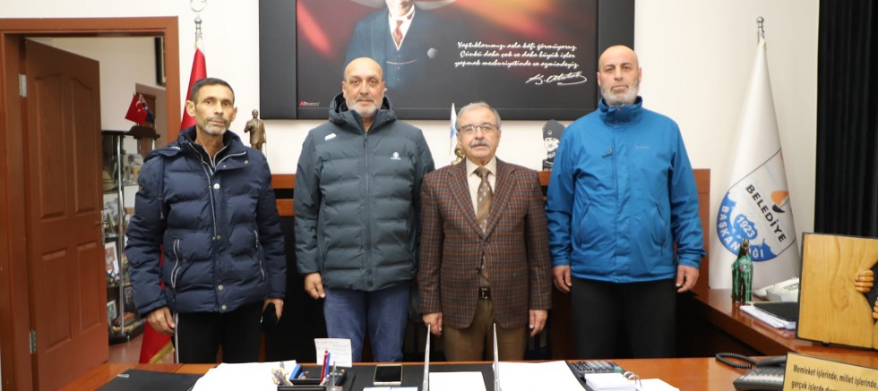 Emekli Olan Personellerden Başkan Özacar’a Veda Ziyareti