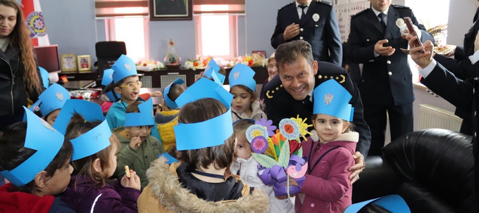 Emniyet Müdürlüğüne Kutlama Ziyaretleri Yapıldı