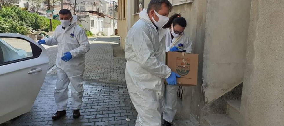 Erzak Paketleri İhtiyaç Sahiplerine Ulaşıyor