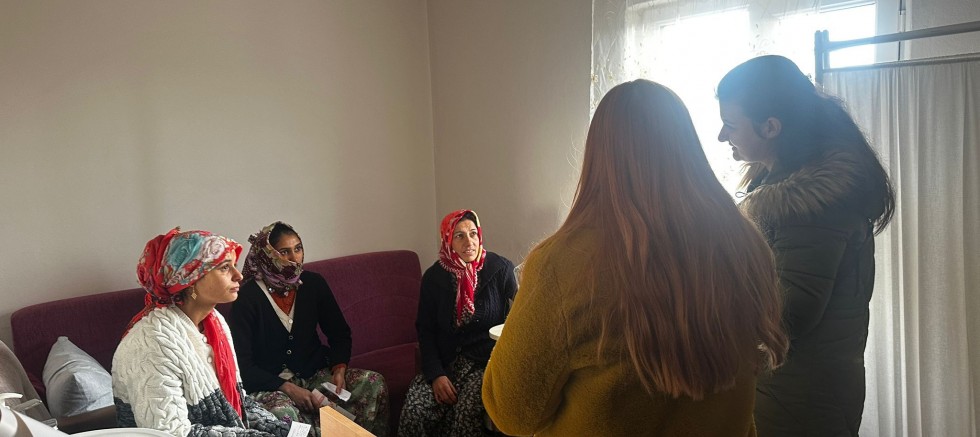 Evreşe’de Anne Adaylarına Normal Doğum Eğitimi