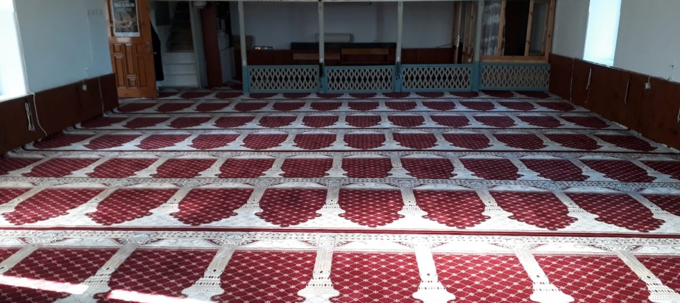 Fındıklı Köyü Camii’ne Yeni Halı