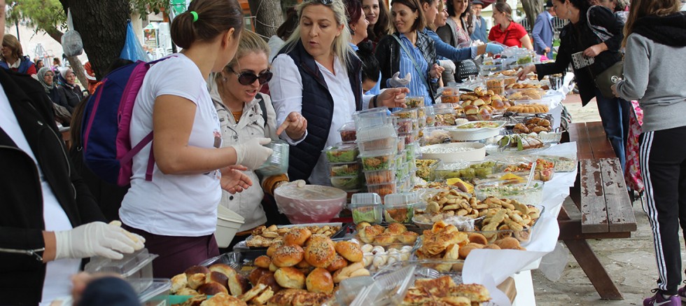 Gazi Süleyman Paşa İlkokulu Kermes Düzenledi