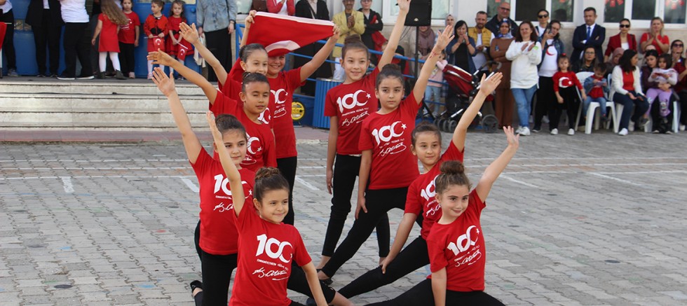 Gazi Süleyman Paşa İlkokulu’nda Cumhuriyet Coşkusu