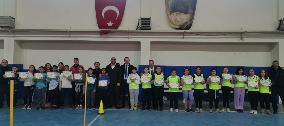 Geleneksel Çocuk Oyunları Şenliği Gerçekleştirildi