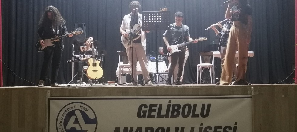 Gelibolu Anadolu Lisesi’nden Yıl Sonu Konseri