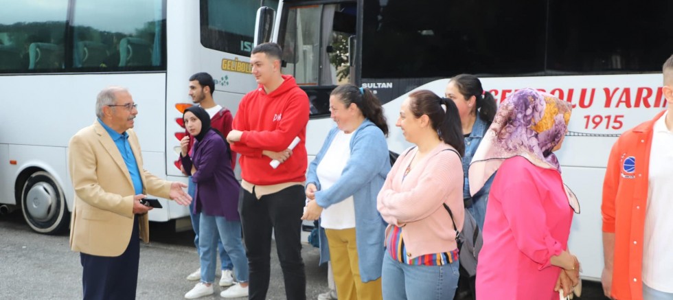 Gelibolu Belediyesi YKS’ye giren öğrencileri ÇANAKKALE VE KEŞAN’A ULAŞTIRDI