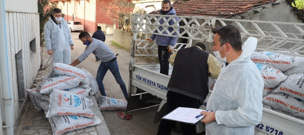 Gelibolu Belediyesinden Kömür Yardımı