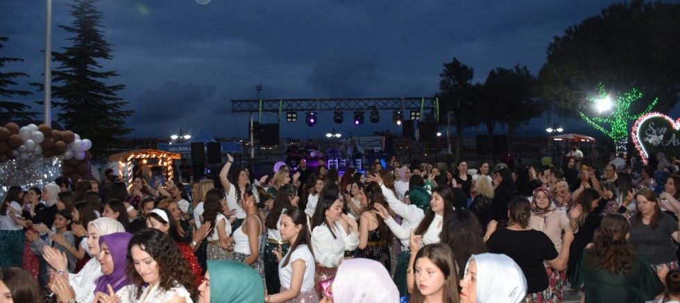 Gelibolu’da Şalvar Gecesi Düzenlendi