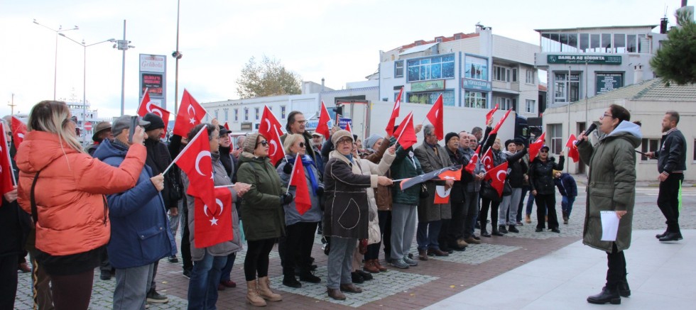 Gelibolu'da Teğmenler İçin Destek Mitingi