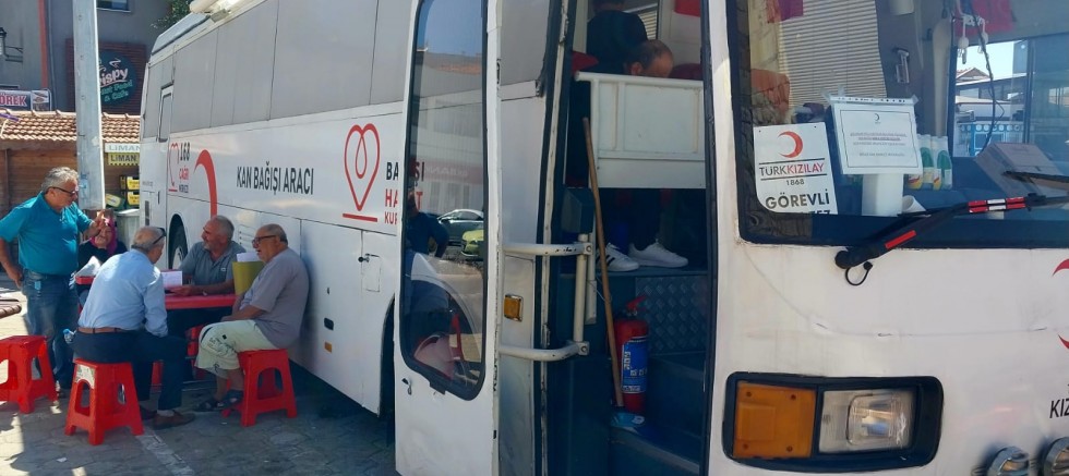 Gelibolu’dan Kızılay’a 68 Ünite Kan Bağışı