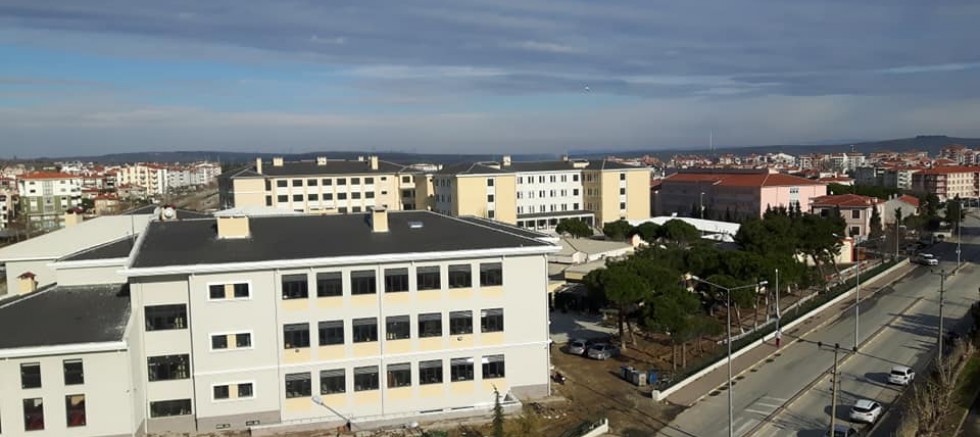 Gelibolu Mehmet Akif Ersoy Mesleki  ve Teknik Anadolu Lisesi eğitim  vermeye başladı