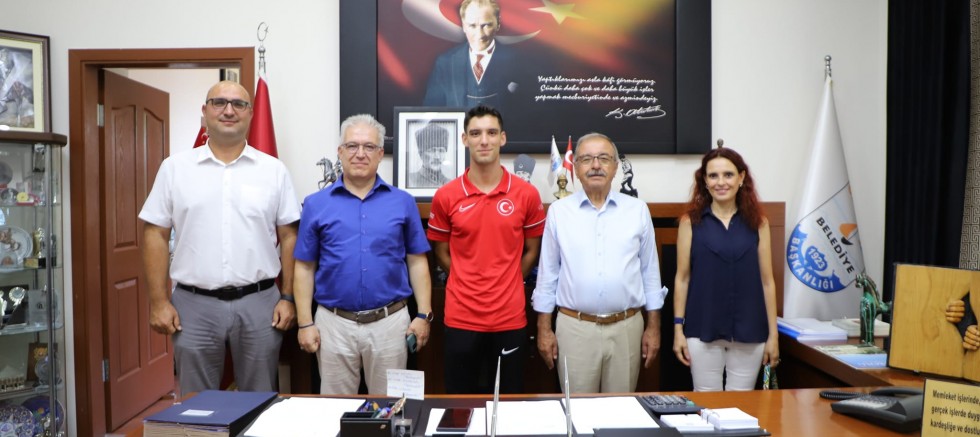 ‘Gelibolulu Sporcumuzun Hep Yanında Olacağız’