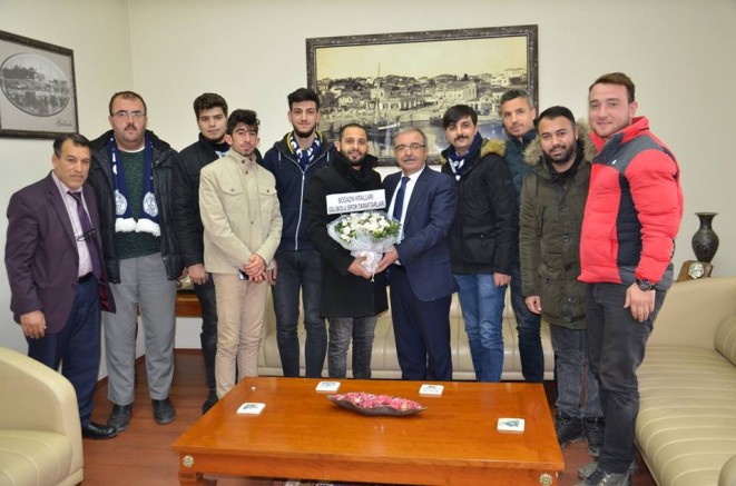 GELİBOLUSPOR KULÜBÜNDEN BAŞKAN ÖZACAR’A TEŞEKKÜR ZİYARETİ
