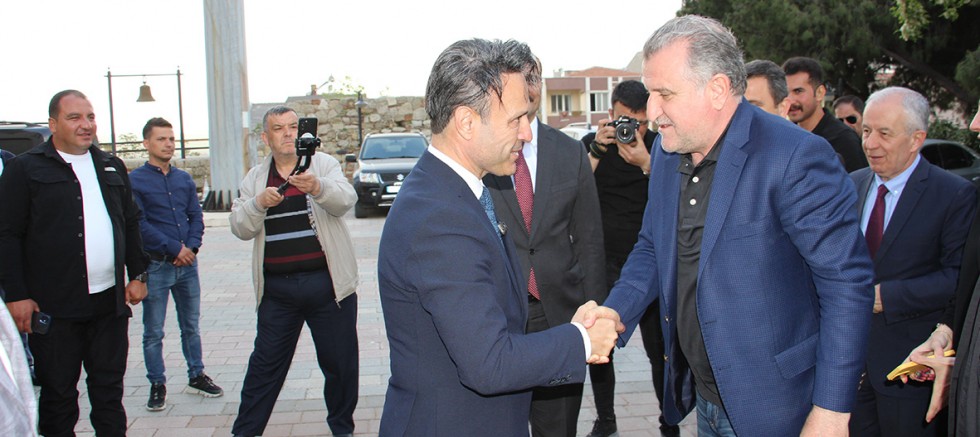 Gençlik ve Spor Bakanı Bak, Yeni Spor Alanları İçin Söz Verdi