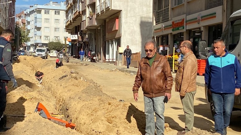Gölcük Caddesi’nde Doğalgaz Çalışmaları Başladı
