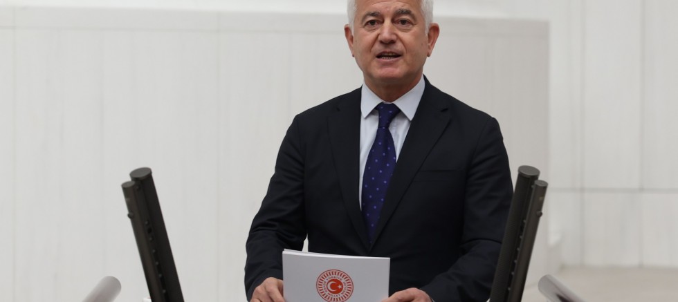 Güneşhan; ‘Türkiye’de Anayasa Fiilen Askıdadır’