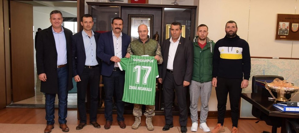 Güneylispor, Aksakallı’yı Ziyaret Etti