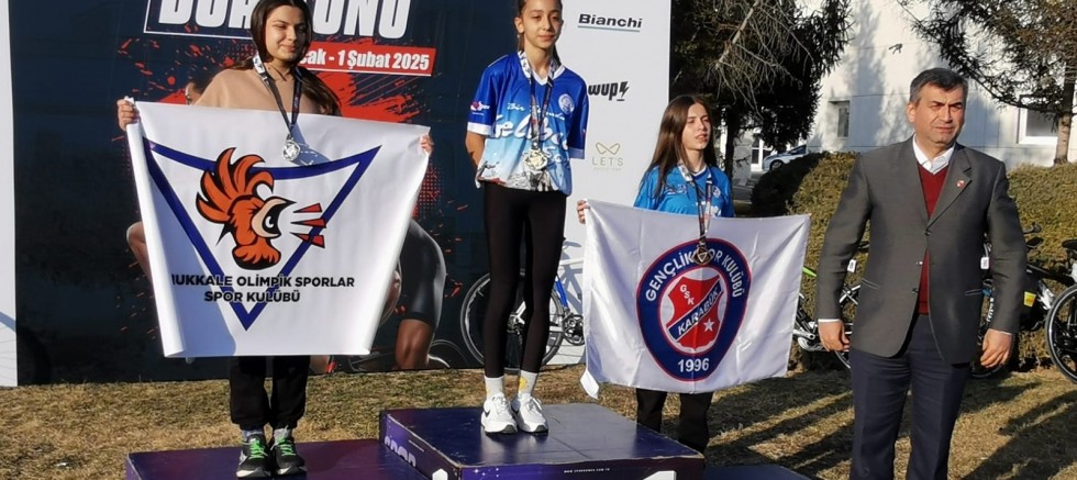 Halil Tuna’nın Sporcuları Yarışmalardan Madalyalarla Döndü