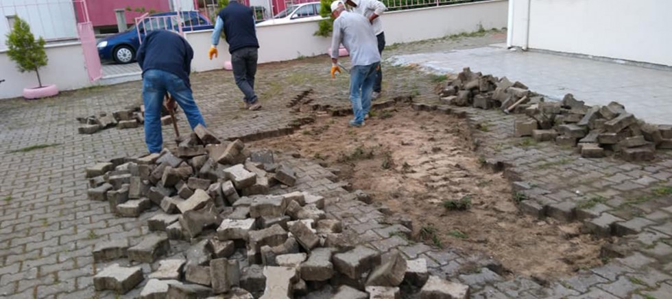 Hamzakoy Camii’nde Bakım ve Onarım Çalışmaları