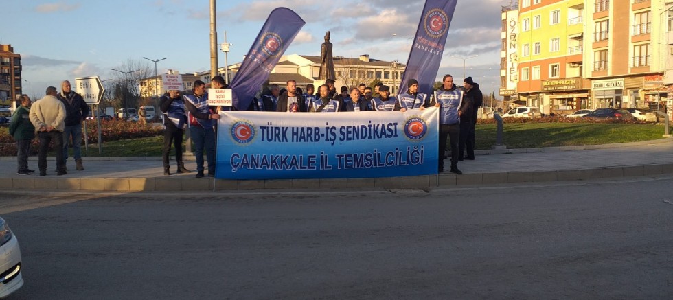 Harb-İş Sendikası Eylem Yaparak Maaşlarına Zam İstedi
