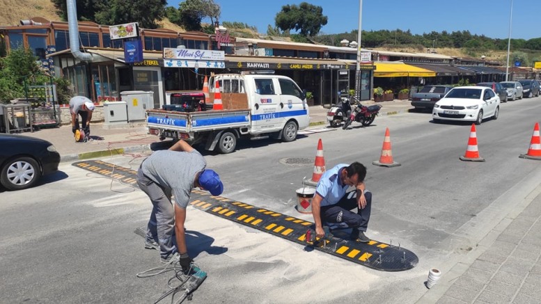 Hız Kesici Kasislerin Montajı Yapıldı