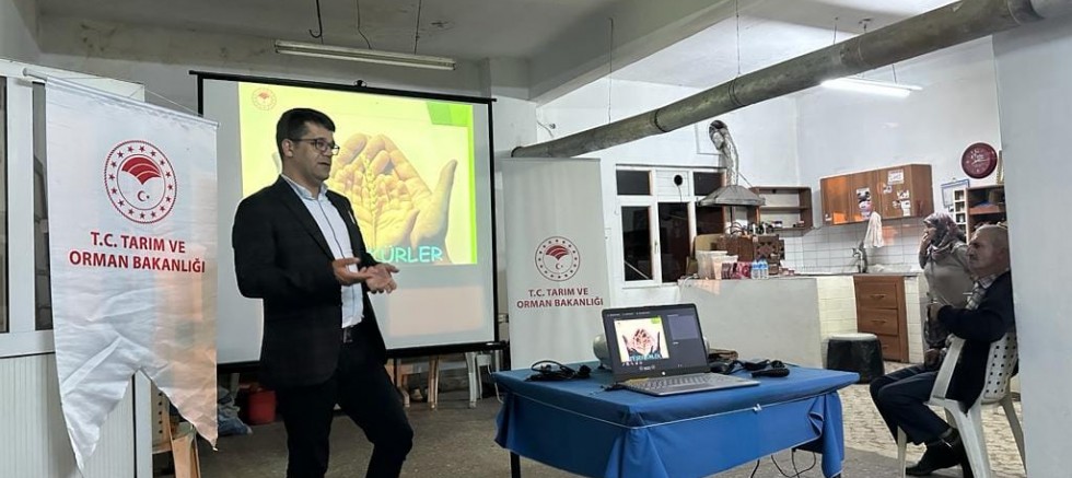 İlçe Tarım Müdürlüğü’nden Çiftçilere Bilgilendirme