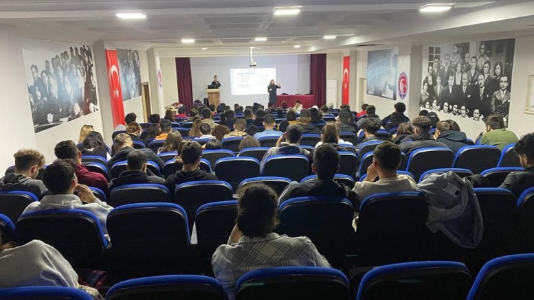 İŞKUR Gelibolu’da Öğrencilerle Buluştu