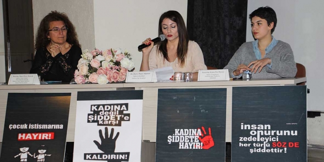 “Kadına Şiddete Dur De!” Paneli Düzenlendi