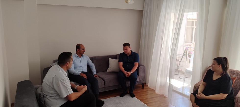 Kaymakam Abacı, Depremzede Aileleri Ziyaret Etti