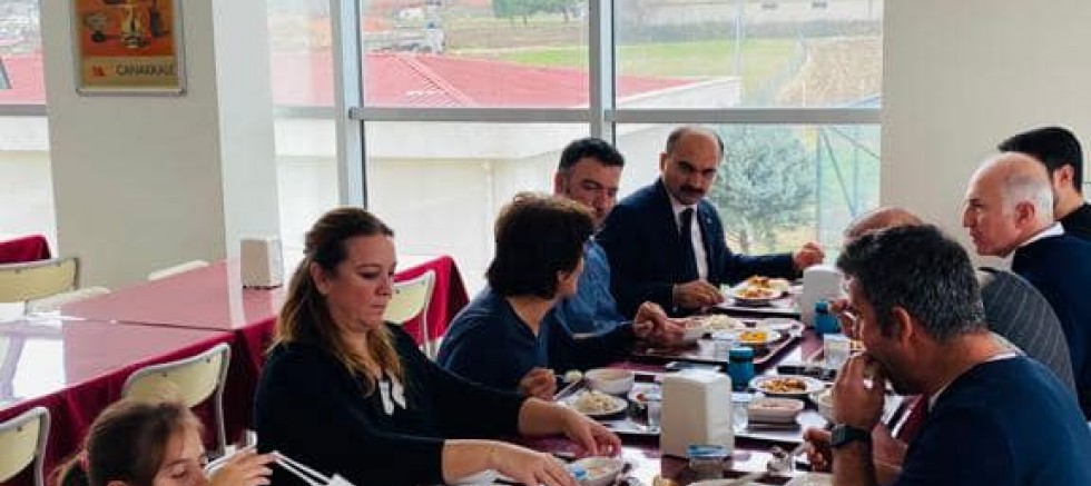 Kaymakam Abacı, Öğrencilerle Öğle Yemeğinde Buluştu