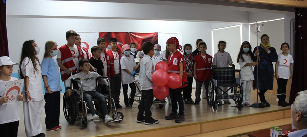 KIZILAY HAFTASI KUTLANDI