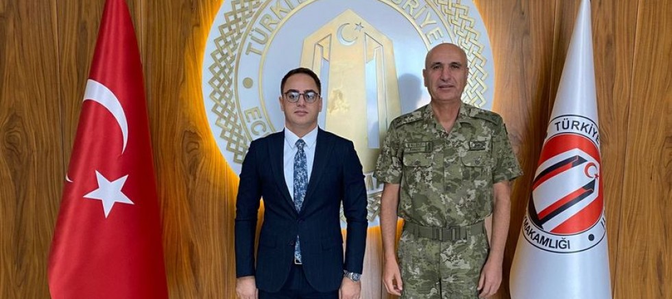 Kolordu Komutanı Yaldız’dan Kaymakam Çiçek’e Ziyaret