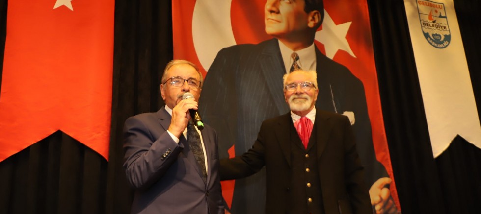 Kongar’dan “Cumhuriyet Devrimi 100 Yaşında” Adlı Söyleşi