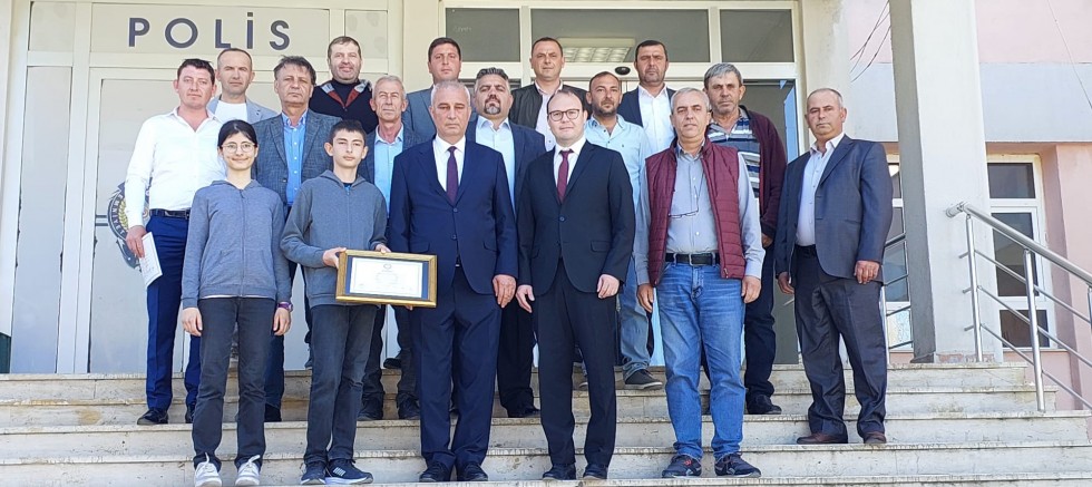 Kopça, Mazbatasını Aldı