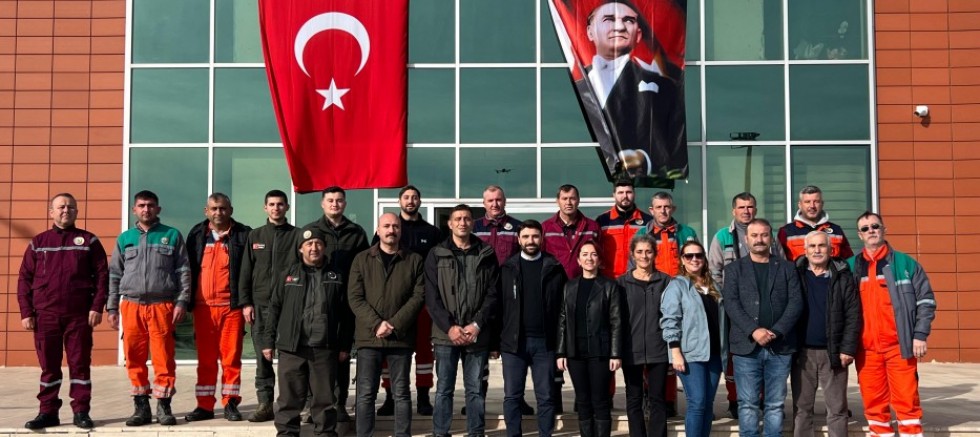 Kurtuluş Yıldönümünde Fidanlar Toprakla Buluştu