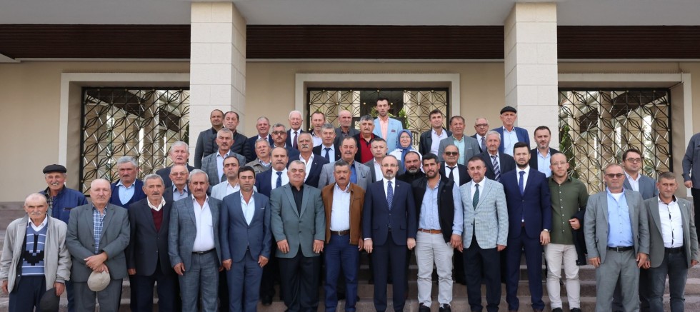 Lapsekili Muhtarlar Turan’ı Ziyaret Etti