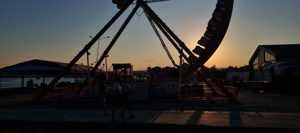 Lunapark Hizmete Açıldı