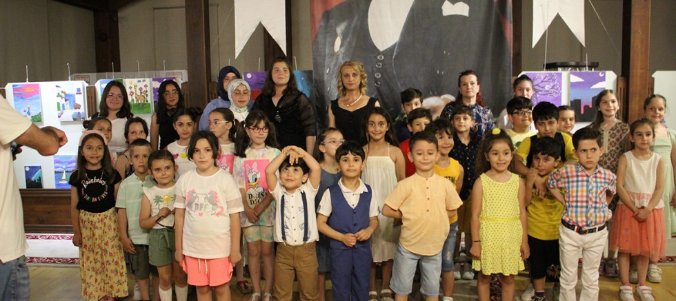 Mavi Çizgi Sanat Atölyesi’nden Sergi Açılışı