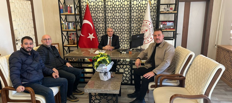 MHP İlçe Teşkilatından Öğretmenler Günü Ziyareti